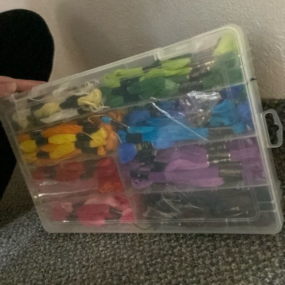 Multicolored Friendship bracelet string - Picture 1 of 1